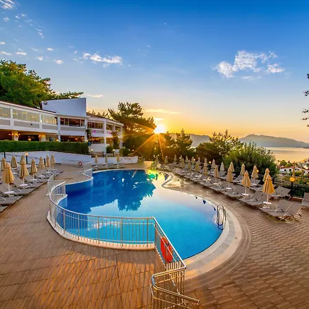 Isla Panorama فندق مرمريس
